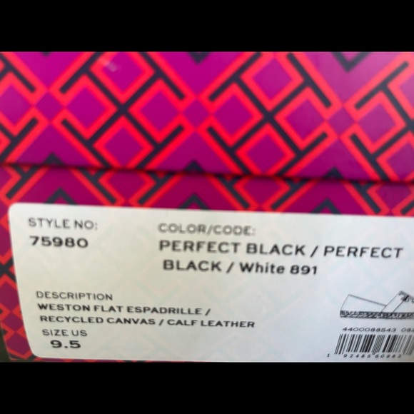 Beautiful black comfy shoes - Picture 4 of 4